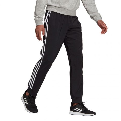 Spodnie adidas Essentials Tapered Cuff 3 Stripes M GK8980