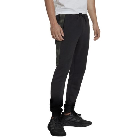 Spodnie adidas Essentials Camo Print Fleece Pant M HL6929 Spodnie adidas Essentials Camo Print Fleece Pant M HL6929