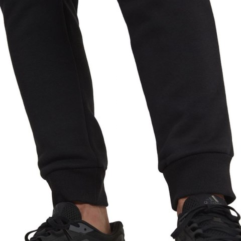 Spodnie adidas Essentials Camo Print Fleece Pant M HL6929 Spodnie adidas Essentials Camo Print Fleece Pant M HL6929