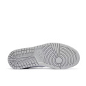 Buty NIKE Air Jordan 1 Mid - Light Smoke Gray 554724-078 Buty NIKE Air Jordan 1 Mid - Light Smoke Gray 554724-078