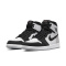 Buty sportowe Nike Air Jordan 1 Retro High OG “Stage Haze” 555088-108