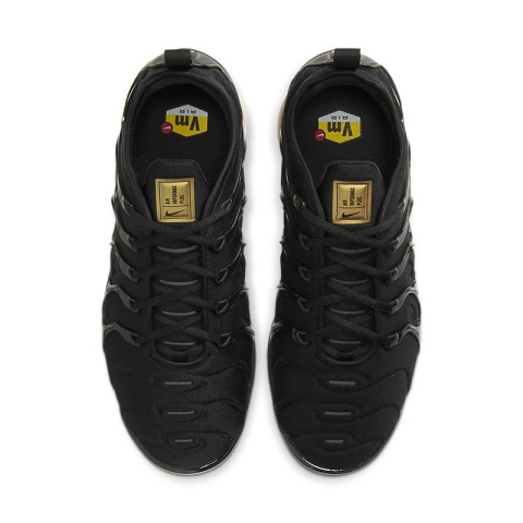 Buty sportowe Nike Air VaporMax Plus “Black/Metallic Gold” CW7299-001 Buty sportowe Nike Air VaporMax Plus “Black/Metallic Gold” CW7299-001