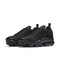 Buty sportowe Nike Air VaporMax Plus “Triple Black”  924453-004