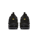 Buty sportowe Nike Air VaporMax Plus “Triple Black”  924453-004