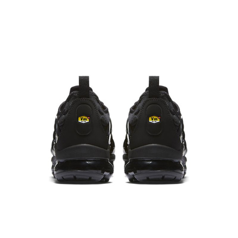 Buty sportowe Nike Air VaporMax Plus “Triple Black” 924453-004 Buty sportowe Nike Air VaporMax Plus “Triple Black” 924453-004
