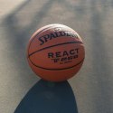 Piłka do koszykówki Spalding React TF-250 76803Z