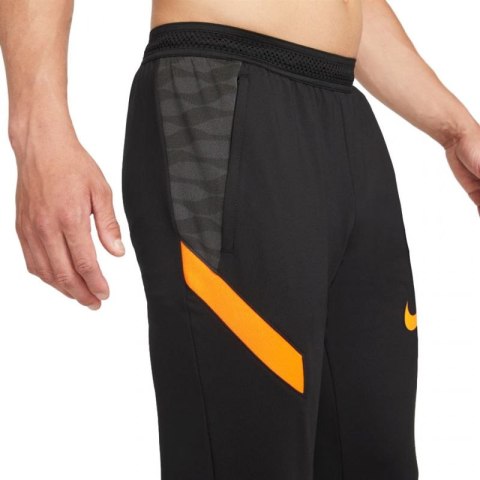 Spodnie Nike Dri-Fit Strike 21 Pant Kpz M CW5862 016 Spodnie Nike Dri-Fit Strike 21 Pant Kpz M CW5862 016