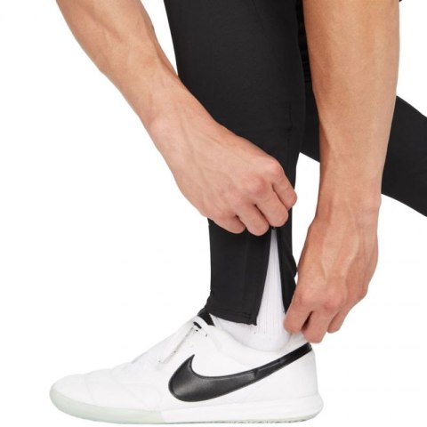 Spodnie Nike Dri-Fit Strike 21 Pant Kpz M CW5862 016 Spodnie Nike Dri-Fit Strike 21 Pant Kpz M CW5862 016