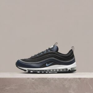 Air Max 97 od Nike, sylwetka unisex, czarno niebiesko platynowa kolorystyka, must have, DQ3955-001