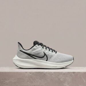 Pegasus 39 Phantom Black Sail Mint Foam, sylwetka Nike, siatka, szaro czarna kolorystyka, unisex, DH4071-004