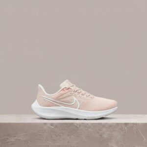 Pegasus 39 od Nike, pink biała kolorystyka, siatka plus tekstyl, must have na sezon, unisex DH4072-601