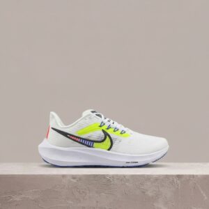 Pegasus 39 PRM White Volt Racer Blue, Nike, drop sneakersów unisex, biało żółta kolorystyka DX1627-100