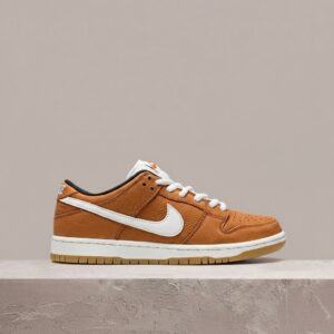 Dunk Low Pro ISO Dark Russet, Nike SB, Orange Label drop, skóra i zamsz, brąz z bielą, unisex, DH1319-200