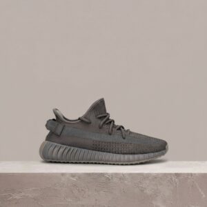 Yeezy Boost 350 V2 Cinder Reflective, Adidas, drop z kwietnia 2020, sylwetka Primeknit, pasek odblaskowy, unisex, szary brązowy FY4176