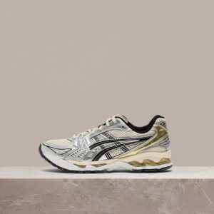 ASICS Gel-Kayano 14 Birch Pure Silver, sneakersy unisex, biało-złota kolorystyka, tekstyl plus syntetyk, must have, 1203A537-200