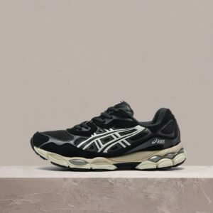 ASICS Gel-NYC Black Cream, sneakersy unisex, czarno-biała sylwetka, tekstyl i syntetyk, must have 1203A663-002
