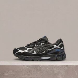 GEL-NYC Black Graphite Grey Blue od ASICS, sneakersy unisex, czarno-grafitowa kolorystyka, uliczna sylwetka 1203A940-001