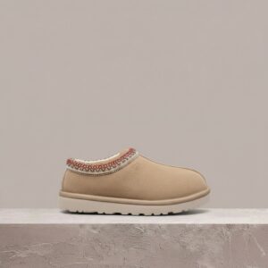 UGG Tasman II damskie, beżowy zamsz, futro, kultowa sylwetka kapcia, must have do kolekcji 1174470-SDDR