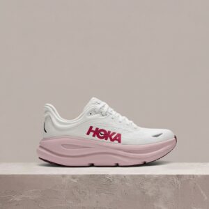 Hoka Bondi 9 White Pink Opal, damska sylwetka, biało-różowy colorway, tekstyl i syntetyk, 1162012-WKP
