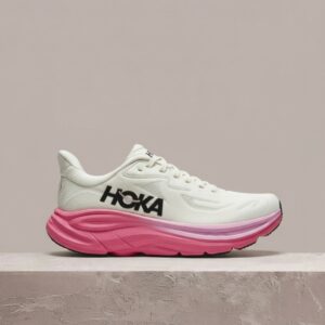 Hoka Clifton 10 damskie, Alabaster Neon Dragonfruit, różowo-białe, street sneakersy 1162031-AND