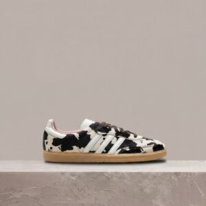 Adidas Samba OG Cow Print, damskie sneakersy, beżowo-brązowa kolorystyka, skórzana sylwetka na co dzień JR1256