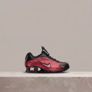 Nike Shox R4 Black Red, retro sylwetka z 2001, kolumny Shox na widoku, unisex, laserowe perforacje AR3565-009