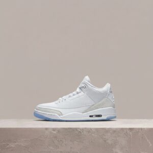 Jordan 3 Triple White, biała sylwetka, elephant print, niebieska przezroczysta podeszwa, kolekcjonerski drop unisex, 136064-111