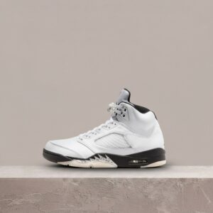 Air Jordan 5 Reverse Metallic, biało-czarne, męskie, srebrny język, Jumpman na pięcie, kultowa sylwetka z 1990 DD0587-110