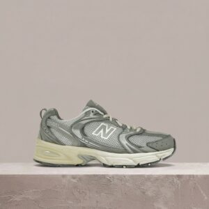 New Balance 530, grey silver colorway, zamsz i mesh, silueta retro runner, must have unisex MR530TG