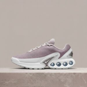 Nike Air Max DN Platinum Violet, drop unisex, kolorystyka fiolet-biel, siatka i guma, sneakersy do kolekcji, FJ3145-004