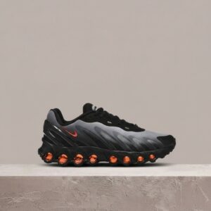 Nike Air Max DN8 Black Light Smoke Grey Gym Red, uliczna sylwetka, męskie, drop HF7310-011