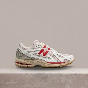 New Balance 1906R, Sea Salt True Red, biało czerwona sylwetka, syntetyk, retro running z lat 90, drop 2022, unisex M1906RO