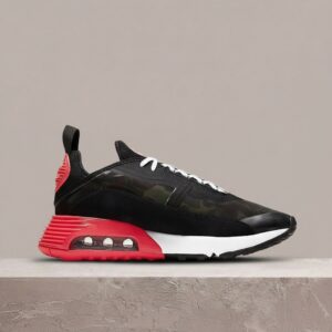 Nike Air Max 2090 SP Duck Camo, męska sylwetka, drop z 2020, kamuflaż, widoczny Max Air w pięcie CU9174-600