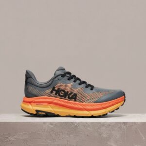 Mafate Speed 4 od Hoka, szaro pomarańczowy colorway, unisex, mesh plus syntetyk, gumowa podeszwa, 1129930-CKBC
