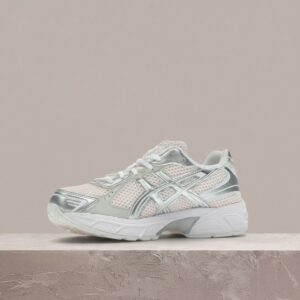 ASICS GEL-1130, różowo srebrny colorway, siatka plus syntetyk, unisex sylwetka, must have do kolekcji, 1203A609-700