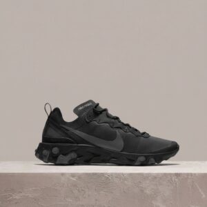 Triple Black drop, Nike React Element 55, czarna sylwetka, mesh i przezierne wstawki, unisex, BQ6166-008