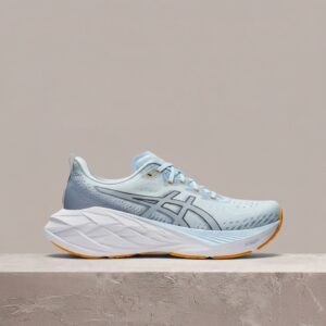 ASICS Novablast 4, unisex, błękit i szarość, tekstylna cholewka, siatka, sneakersy, drop 1011B693-402