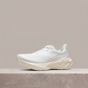 ASICS Novablast 4 White White, unisex, biało biała kolorystyka, mesh, drop 2024, podeszwa ahar 1011B693-102