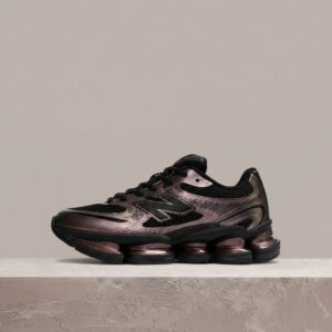 New Balance Abzorb 2000 U2000PPB Iridescent, czarno-fioletowa sylwetka, retro running, unisex sneakersy U2000PPB