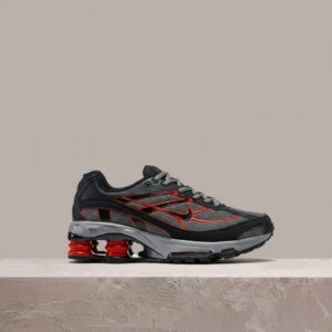 Shox Ride 2 od Nike, retro sylwetka, widoczne kolumny Shox, black grey, sneakersy męskie IO4296-003