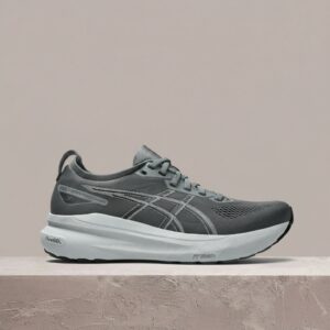 GEL-Kayano 31 od ASICS, szaro grafitowa kolorystyka, siatka plus tekstyl, unisex, drop 1011B867-020