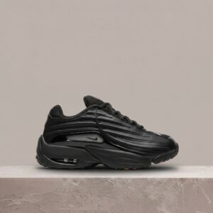 Nike x Nocta Hot Step 2, Black Gunmetal University Gold, drop 2024, North Stars sole, czarne sneakersy DZ7293-001