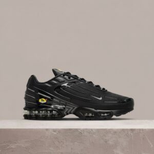 Nike Air Max TN Plus 3 Black, czarna sylwetka, unisex, tekstyl i syntetyk, sneakersy do kolekcji, IF6319-001