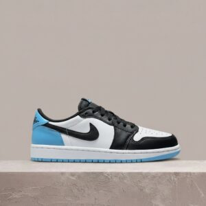 Air Jordan 1 Retro Low OG UNC, biało błękitny colorway, unisex, skóra i tekstyl, guma, CZ0790-104