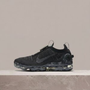 Nike Air VaporMax 2020 Flyknit Black, triple black, Air na froncie, sylwetka unisex, drop 2020 CJ6740-002