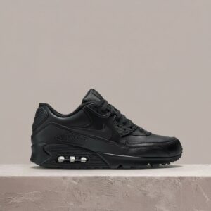 Sneakersy Nike Air Max 90 Leather, Black/Black/Black, skóra, widoczna poduszka Max Air w pięcie, unisex, czarna klasyka na co dzień, 302519-001