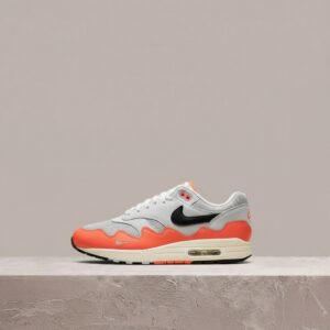 Air Max 1 Patta Hyper Crimson, Nike x Patta, kultowa sylwetka wave mudguard, unisex II7055-800
