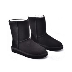 UGG Classic Short II, czarny drop, zamsz, sheepskin, Treadlite sole, kultowa sylwetka 1016223-BLK